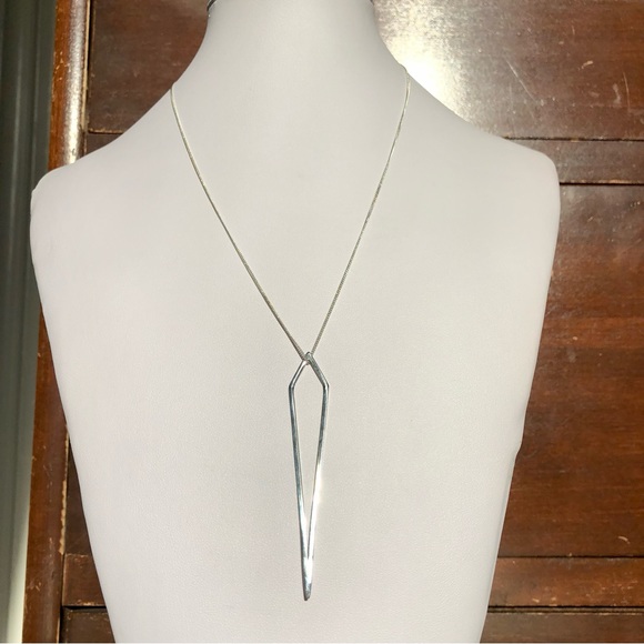 Sterling Silver pendant and chain - Picture 3 of 7